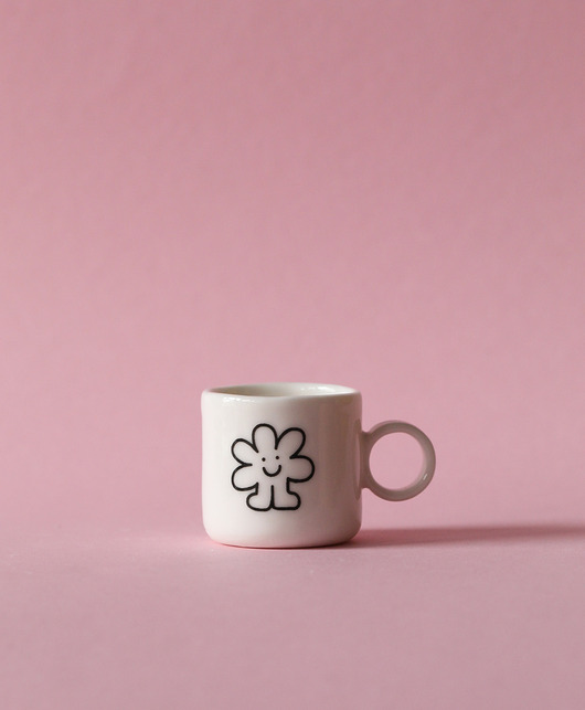 kubki i filiżanki Porcelanowa filiżanka espresso z radosną chmurką