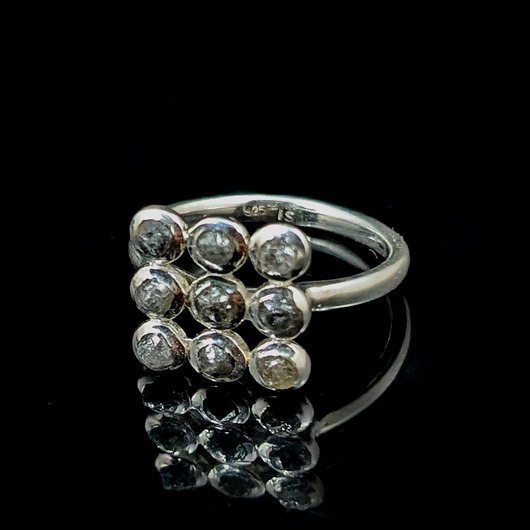 pierścionki srebrne Pierścionek 9 diamonds
