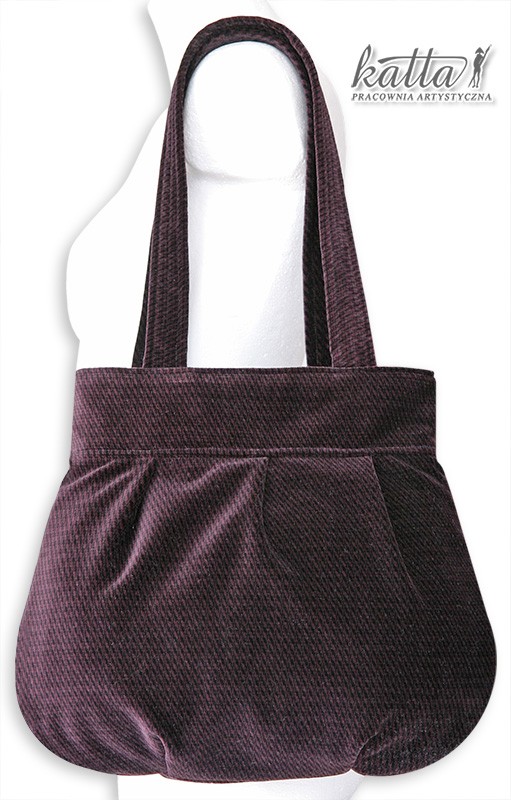 Medium plum torby katta
