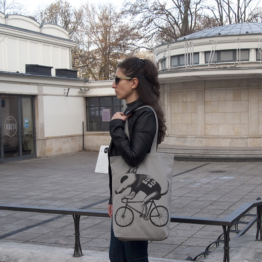 Duża Torba z Bulterierem na rowerze Friedman Jewelry