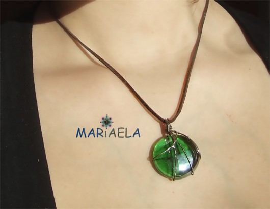 ZIELONA KROPLA W SIECI- ARTYSTYCZNY WISIOR MARIAELA