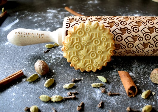 traktory- wałek grawerowany do ciastek Rolling Pin Collection