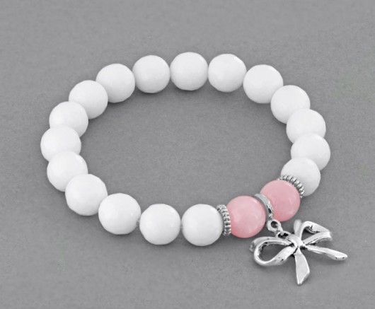 White & pink jade with bow pendant. Lavoga