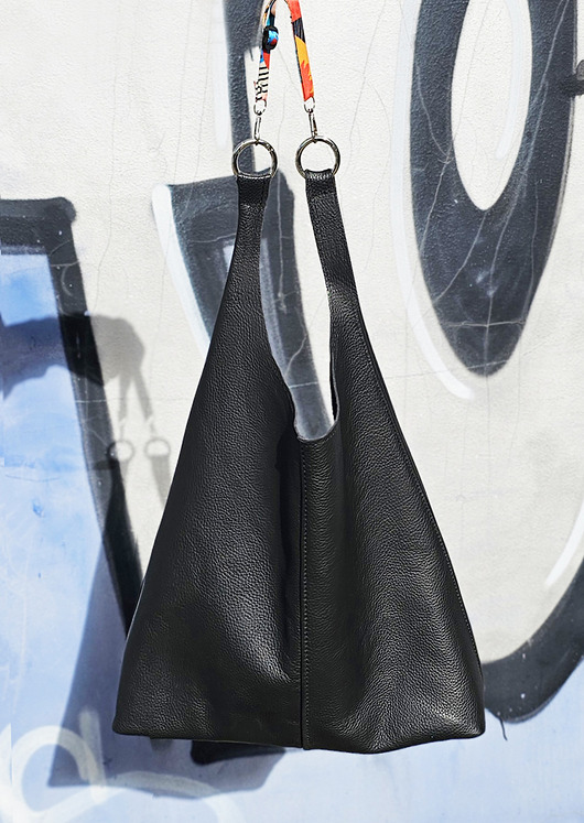 torby na ramię Trójkątna torebka ze skóry