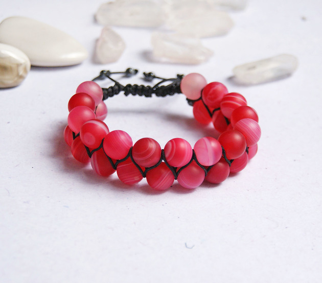 bransoletki z kamieni naturalnych S A L E : agat RÓŻOWY - masywna pleciona bransoleta