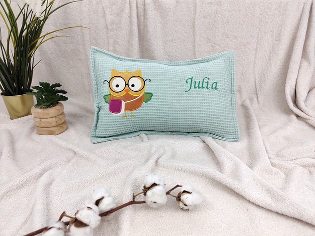 poduszki do pokoju dziecka Personalizowany prezent dla dziecka - imienna poduszka z sową