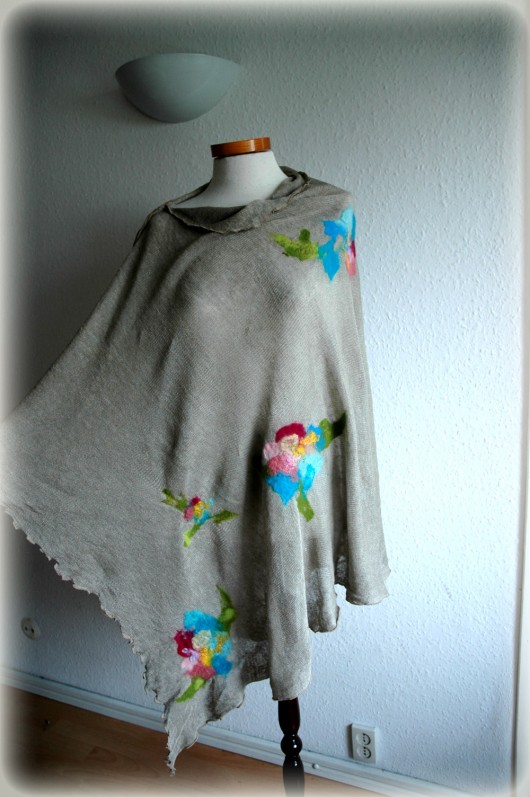  Grey delikate poncho malowane lnem