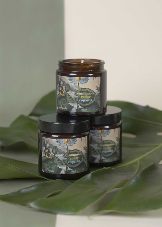 Świeca sojowa - Cinnamon - Cedarwood- Copaiba Glows.Design