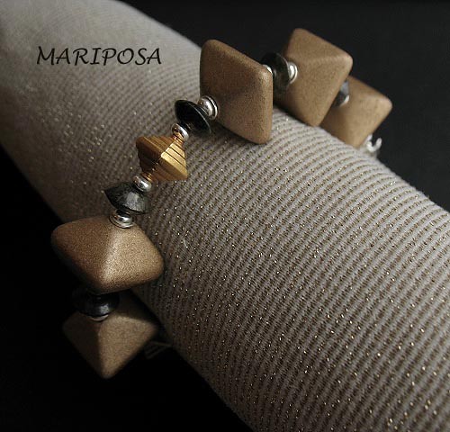 ceramica z  pirytem na rękę mariposa