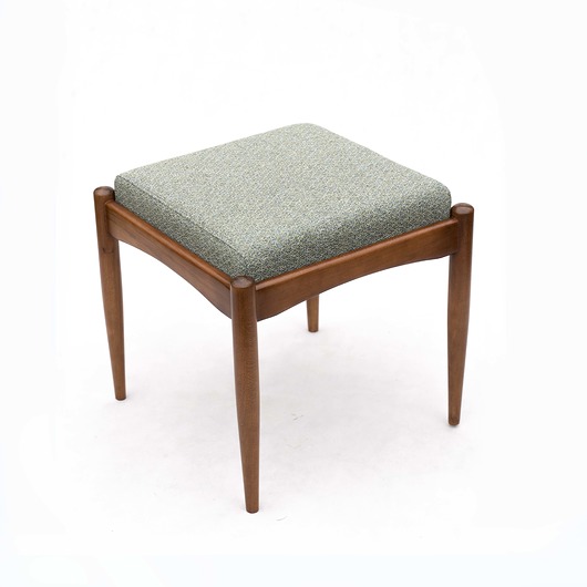 fotele Podnóżek vintage, PRL, po renowacji