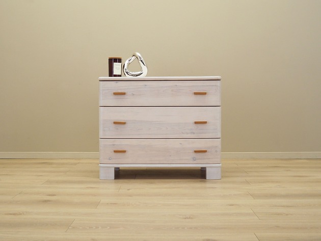 komody i szafki Komoda sosnowa, duński design, lata 60, produkcja: Dania