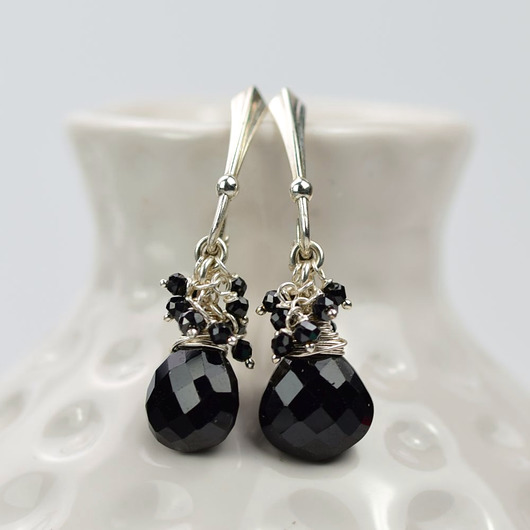 Czarny spinel w srebrze - kolczyki Sunflower Kornelia Kubinowska