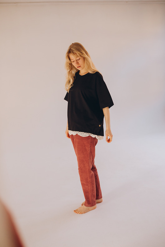 spodnie materiałowe damskie Spodnie sztruksowe Totally, malina