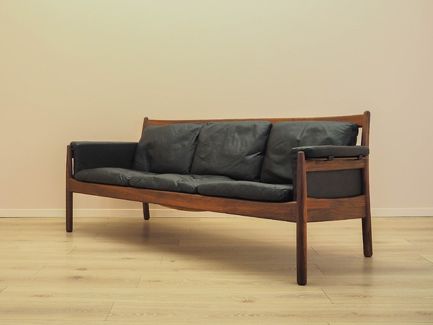 sofy i szezlongi Sofa palisandrowa Gunnar Myrstrand, skóra naturalna, lata 60.