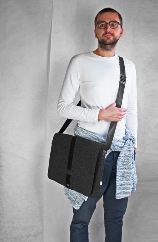 TECZKA Z FILCU GRAFIT MEN BLACK czarny zamek purol design