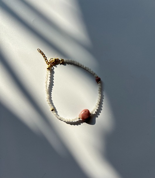 bransoletki - inne Bransoletka z kamieniem księżycowym i sercem z kamienia