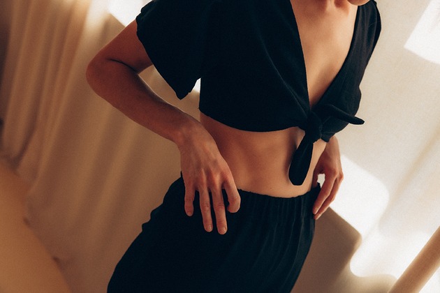 topy damskie RAVA black top