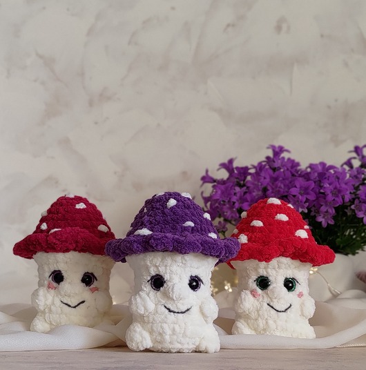 misie i maskotki Muchomorek pluszowy fioletowy, Zabawka grzybek, Prezent dla dziecka