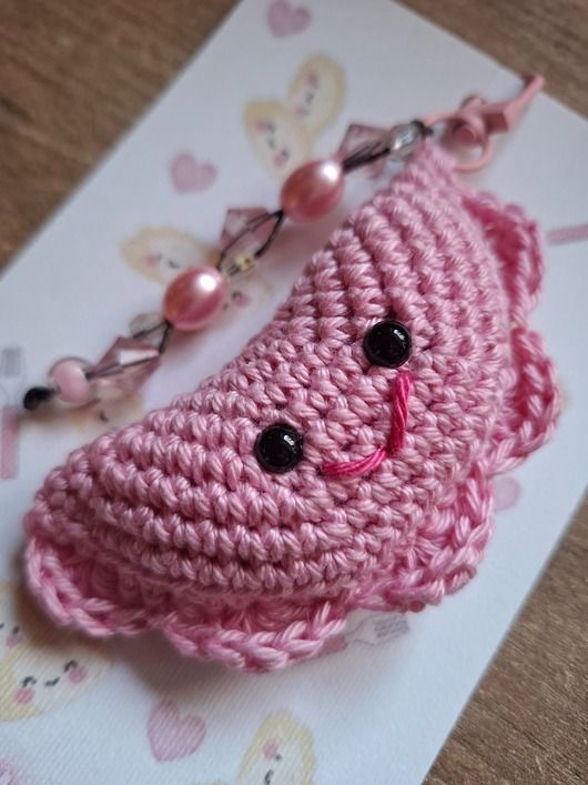 breloki Breloczek Pieróg - pierogi z malinami made in Poland