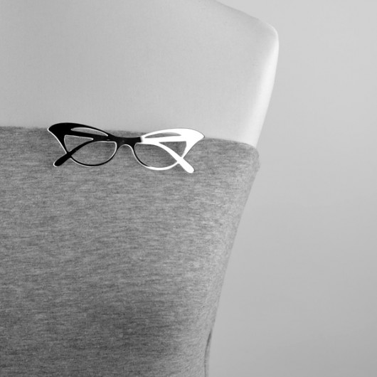 MirrorAuntieGlasses 2 felt label