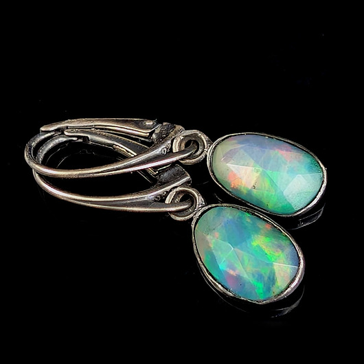 kolczyki srebrne Kolczyki srebrne baśniowe opale