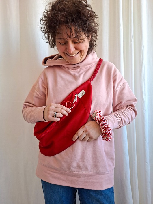 saszetka nerka GIGA nerka Bohomazy LOVE - pojemna nerka handmade