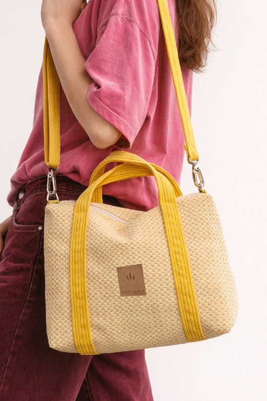 torby na ramię Welurowa torebka kuferek Traveler Żółta