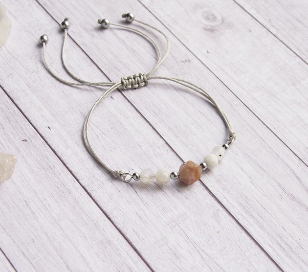 bransoletki z kamieni naturalnych Amulet - kamień słoneczny & księżycowy