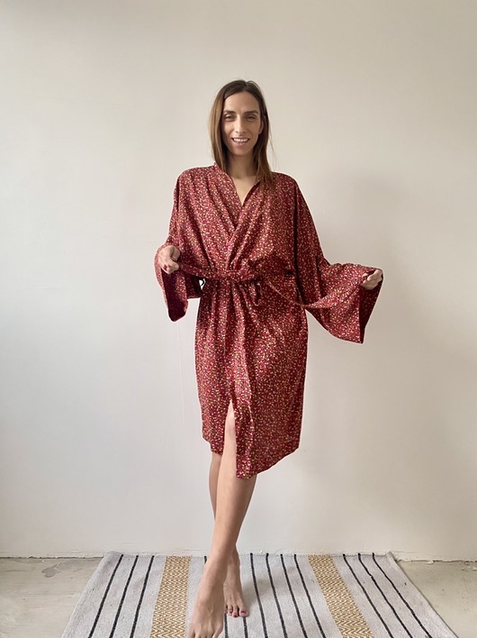 Szlafrok narzutka kimono w bordową łączkę HisOutfit