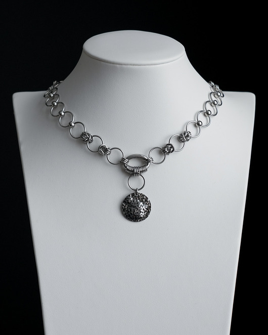 kolie Naszyjnik chainmail za stali z okrągłą blaszką