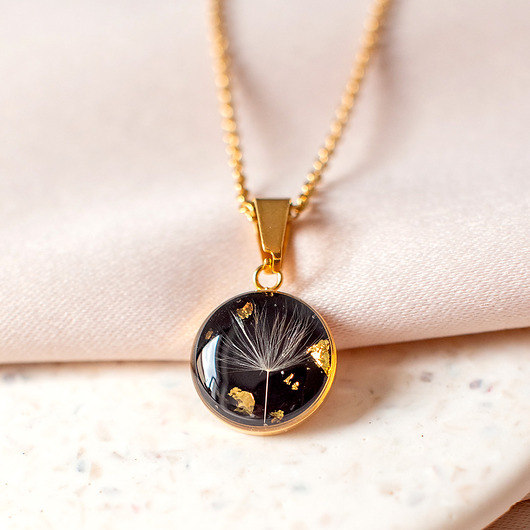 wisiory Wisiorek z rzęsek dmuchawca