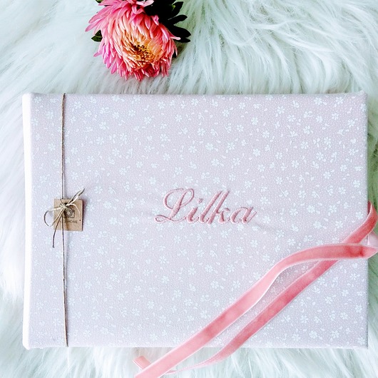 Mały, album dziecięcy z haftem, personalizacja Albumy ARHome