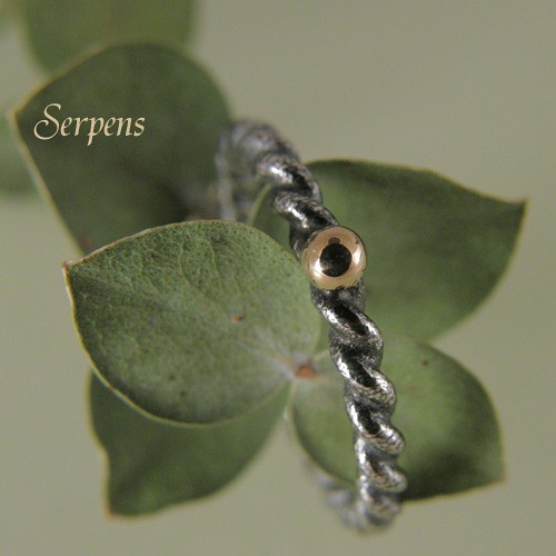 Desdemona Serpens