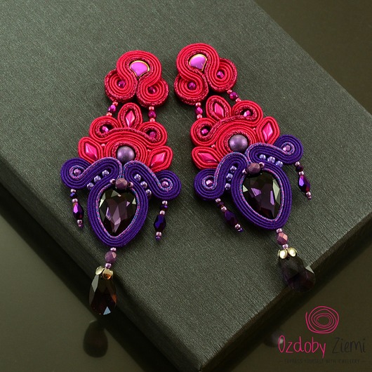 kolczyki soutache Fuksjowo fioletowe kandelabrowe kolczyki sutasz