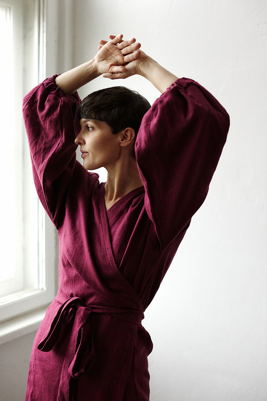 sukienki midi damskie Sukienka MUNA / burgundy