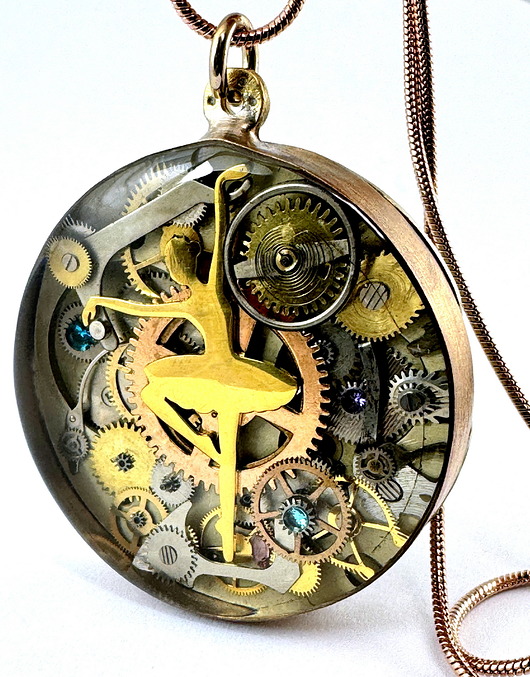 wisiory Wisior dwustronny - Lekkość Bytu V (unikat)