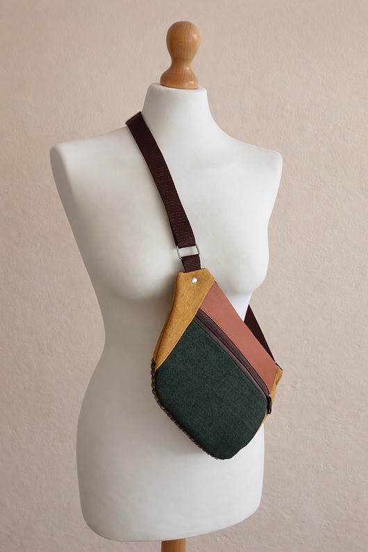 saszetka nerka Damska nerko-torebka.