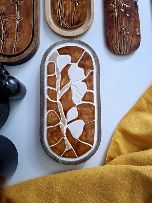 Ozdoby na ścianę Ceramiczna podstawka mozaika w drewnie