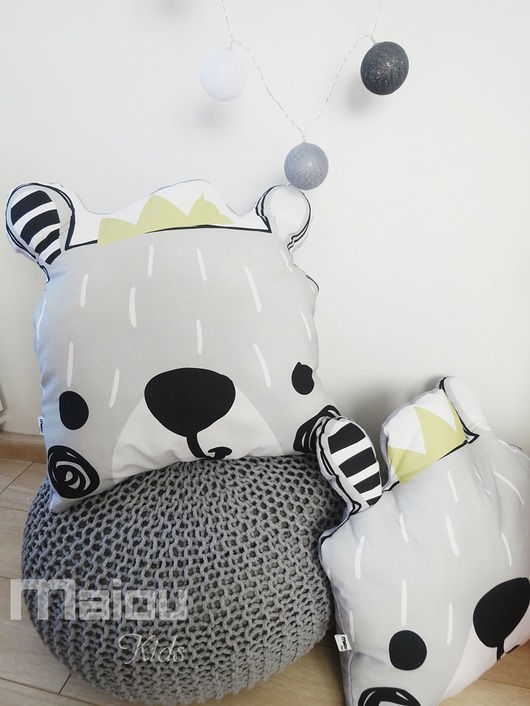 Duża poduszka Miś Przyjaciel  MAIOU Kids