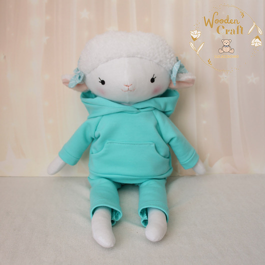 misie i maskotki Owieczka Luna w miętowym dresiku przytulanka, prezent GOTOWY