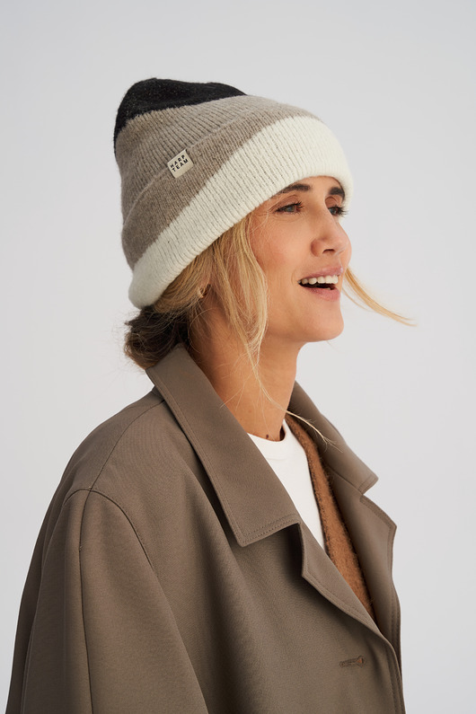 czapki damskie Pastelowa czapka zimowa czarna