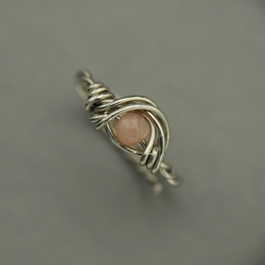 pierścionki - różne Pierścionek regulowany kamień słoneczny wire wrapping