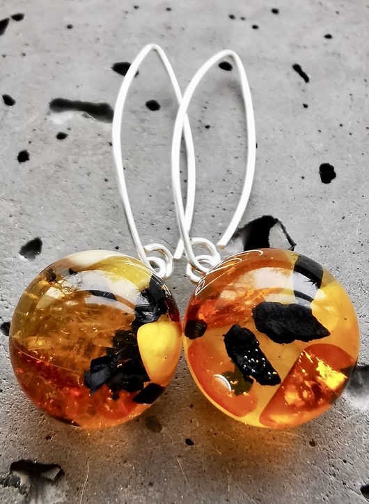 Kolczyki srebrne z bursztynem i węglem Grol Jewellery