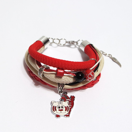 bransoletki - inne Bransoletka - Czerwony tygrysek - rzemienie