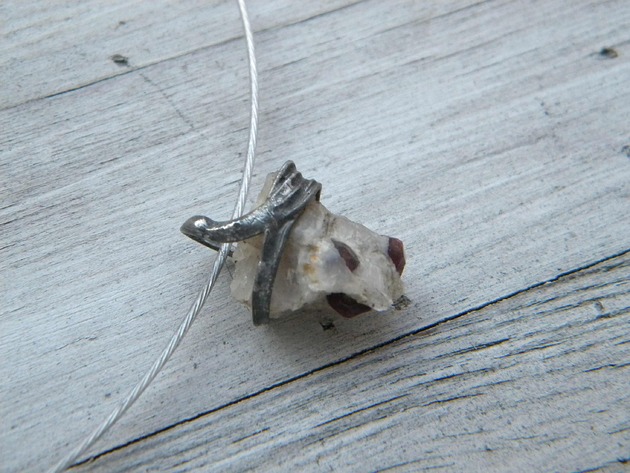 chokery Granat w kwarcycie  - naszyjnik - pojedynczy akcent