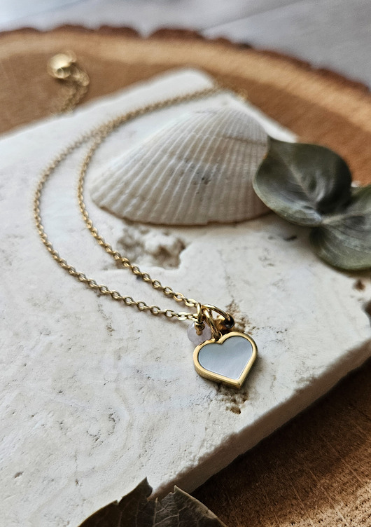 wisiory Naszyjnik z serduszkiem z masy perłowej i różowym kwarcem