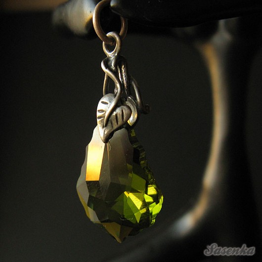Wisior barokowy - Olivine sasenka