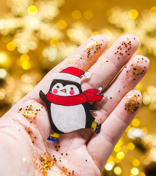 broszki Świateczn broszka z pingwinem