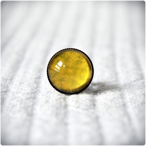 yellow S kameLeonia