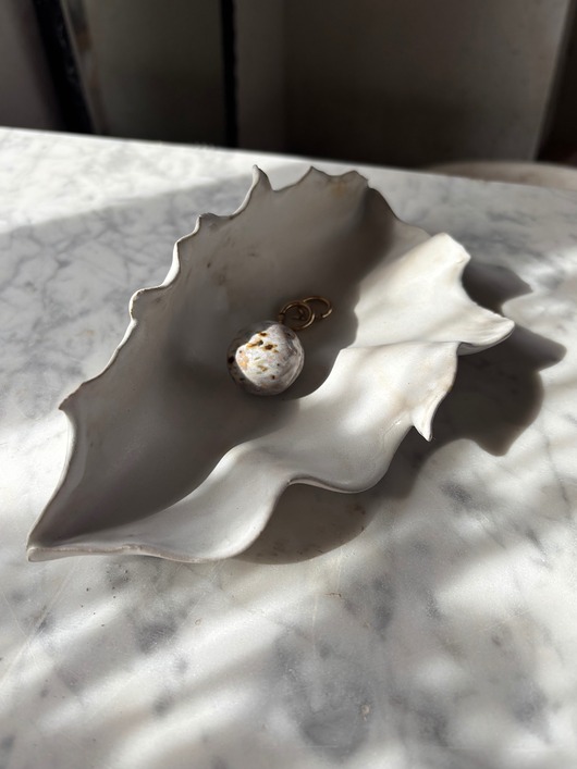 pojemniki na biżuterię Ceramiczny Talerzyk na Drobiazgi Muszla White Fluff